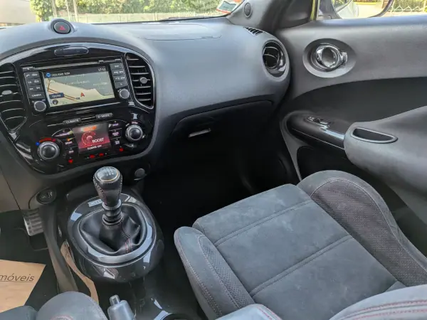 Nissan Juke 2014 - 16500 EUR, 115000 km - AUTO.MOTO.pt - 115000km - foto 10 de 17