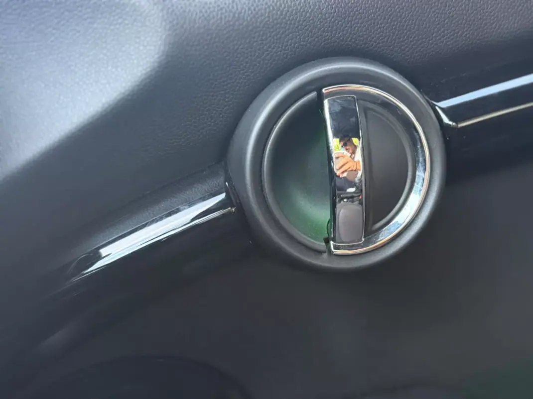MINI 3 Portas 2016 - 12899 EUR, 100000 km - 100000km - foto 22 de 22