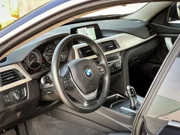 BMW 418 Gran Coupé 2018 - 18990 EUR, 197000 km - AUTO.MOTO.pt - 197000km - foto 5 de 12