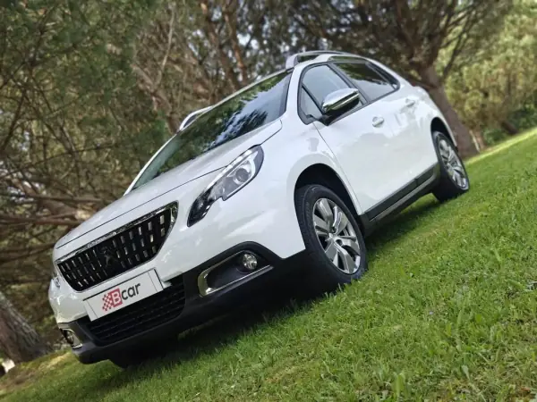 Peugeot 2008 2018 - 10399 EUR, 110600 km - AUTO.MOTO.pt - 110600km - foto 7 de 38