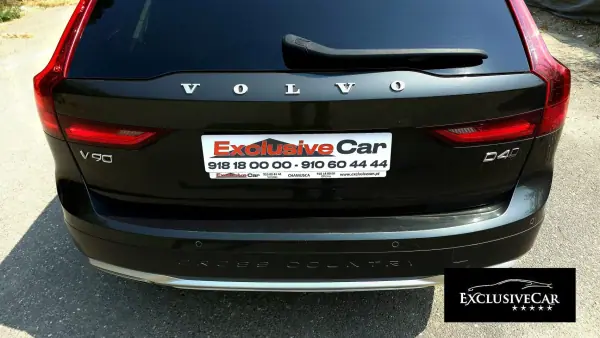 Volvo V90 Cross Country 2019 - 24900 EUR, 215000 km - AUTO.MOTO.pt - 215000km - foto 11 de 12