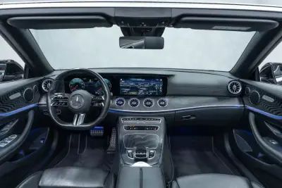 Mercedes-Benz E 220 2021 - 49950 EUR, 64000 km - AUTO.MOTO.pt - 64000km - foto 18 de 60