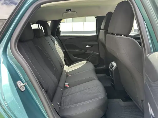 Peugeot 308 SW 2022 - 15500 EUR, 200000 km - AUTO.MOTO.pt - 200000km - foto 34 de 60