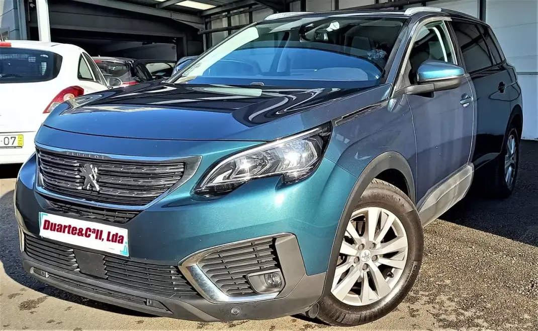 Peugeot 5008 2017 - 19750 EUR, 156153 km - AUTO.MOTO.pt - 156153km - foto 1 de 13