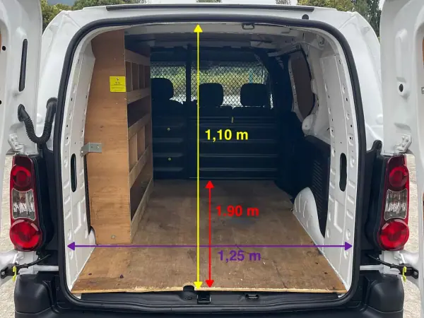 Citroën Berlingo 1.6 HDi Longa 2019 - 11750 EUR, 106000 km - AUTO.MOTO.pt - 106000km - foto 24 de 30