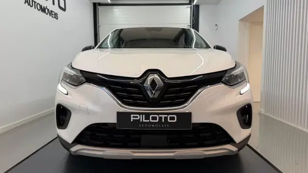 Renault Captur 2021 - 13990 EUR, 167491 km - AUTO.MOTO.pt - 167491km - foto 4 de 29