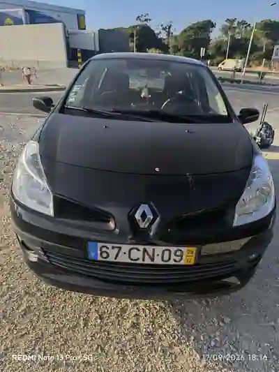 Renault Clio 2006 - 1350 EUR, 307167 km - foto 5 de 11