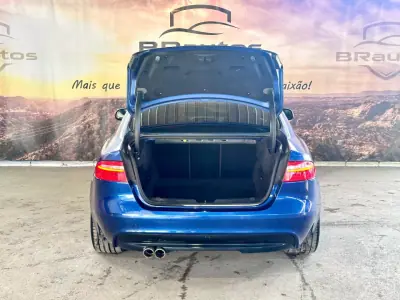 Jaguar XE 2017 - 16900 EUR, 230128 km - AUTO.MOTO.pt - 230128km - foto 9 de 28