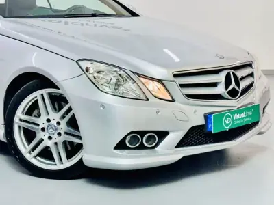 Mercedes-Benz E 220 2011 — photo 4 of 54