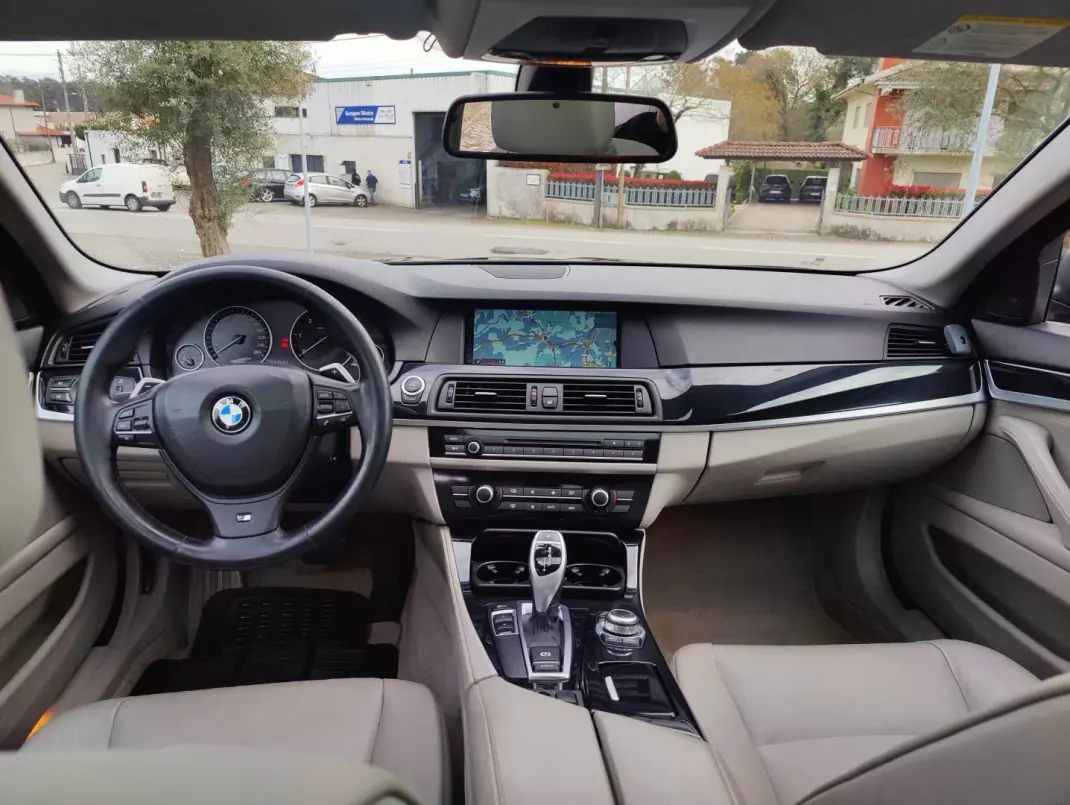BMW 520 2011 - 14950 EUR, 198974 km - AUTO.MOTO.pt - 198974km - foto 7 de 11