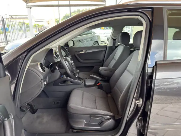 Audi A3 Sportback 2010 - 11500 EUR, 143558 km - AUTO.MOTO.pt - 143558km - foto 22 de 29