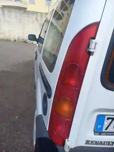 Renault Kangoo 2004 - 4400 EUR, 266000 km - 266000km - foto 6 de 12