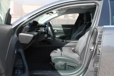 Peugeot 508 SW 2021 - 20980 EUR, 96582 km - AUTO.MOTO.pt - 96582km - foto 10 de 16