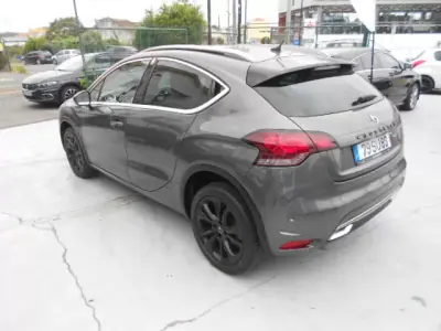 DS DS3 2017 - 16500 EUR, 56952 km - 56952km - foto 6 de 12