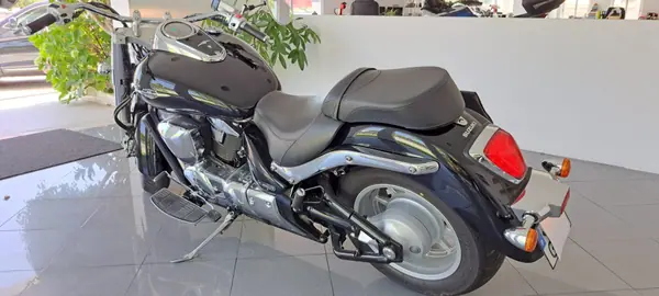 Suzuki Intruder LC 1500 2008 - 10950 EUR, 28000 km - AUTO.MOTO.pt - 28000km - foto 6 de 8