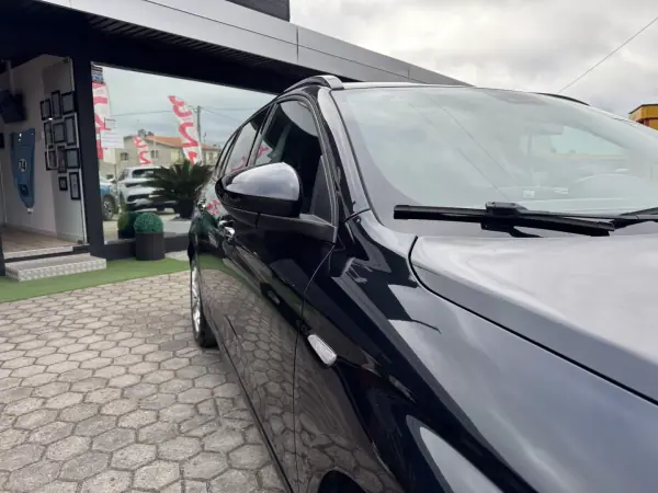 Fiat Tipo Station Wagon 2017 - 8990 EUR, 194000 km - AUTO.MOTO.pt - 194000km - foto 23 de 37