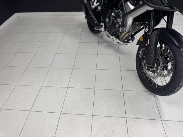 2025 - 5490 EUR, 0 km - AUTO.MOTO.pt - foto 12 de 31