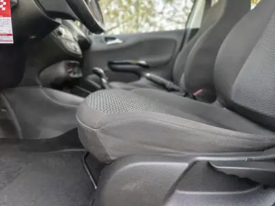 Opel Corsa 2017 - 12900 EUR, 58750 km - AUTO.MOTO.pt - 58750km - foto 24 de 34