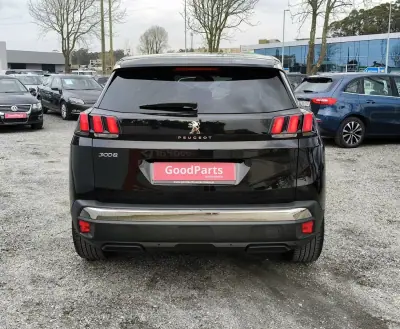 Peugeot 3008 2018 - 15990 EUR, 200391 km - AUTO.MOTO.pt - 200391km - foto 7 de 25