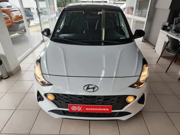 Hyundai i10 2021 - 13950 EUR, 23600 km - AUTO.MOTO.pt - 23600km - foto 4 de 37