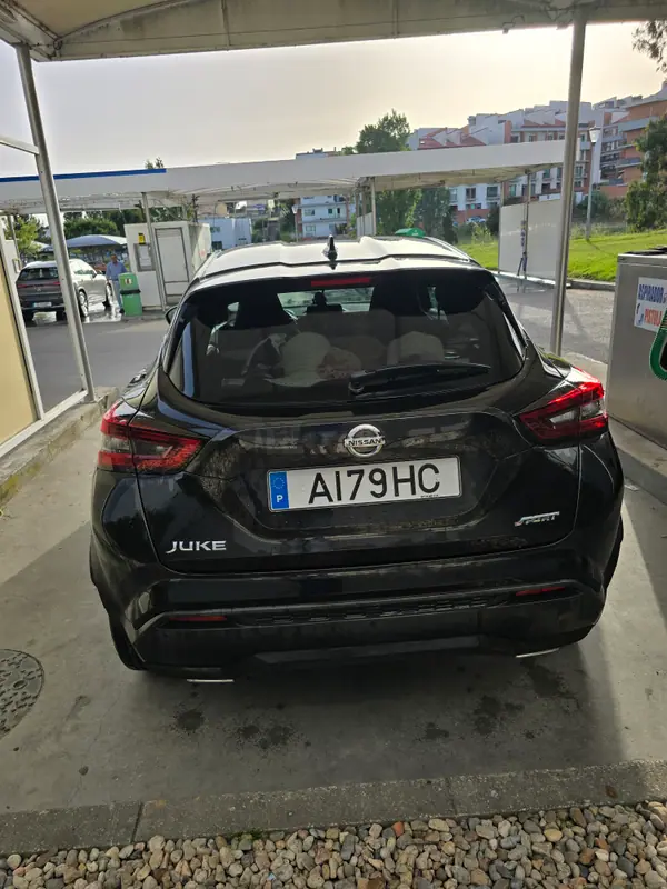 Nissan Juke 2021 - 14500 EUR, 90000 km - AUTO.MOTO.pt - 90000km - foto 2 de 9