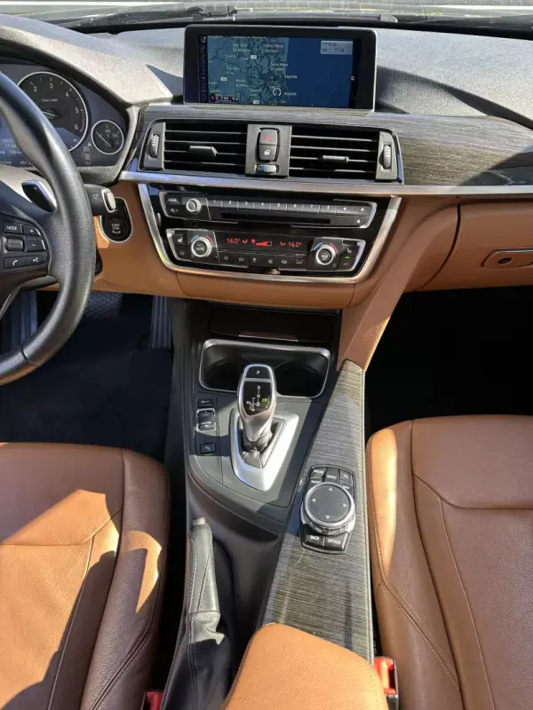 BMW 420 2014 - 15900 EUR, 220000 km - AUTO.MOTO.pt - 220000km - foto 31 de 54