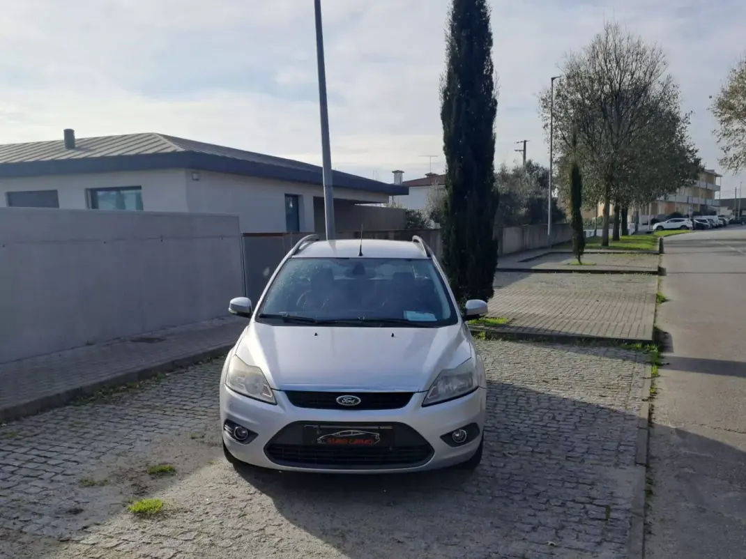 Ford Focus SW 2008 - 3990 EUR, 279000 km - AUTO.MOTO.pt - 279000km - foto 2 de 12