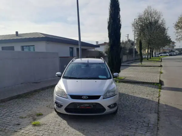 Ford Focus SW 2008 - 3990 EUR, 279000 km - AUTO.MOTO.pt - 279000km - foto 2 de 12