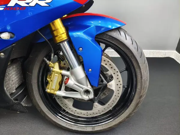 BMW S 1000 RR 2011 - 10500 EUR, 63000 km - AUTO.MOTO.pt - 63000km - foto 5 de 29
