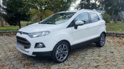 Ford EcoSport 2014 - 11500 EUR, 137000 km - AUTO.MOTO.pt - 137000km - foto 12 de 20