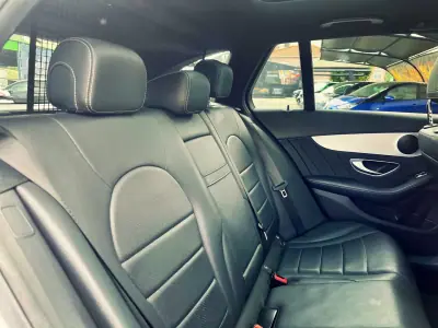 Mercedes-Benz C 350 2017 - 18990 EUR, 253000 km - AUTO.MOTO.pt - 253000km - foto 14 de 20
