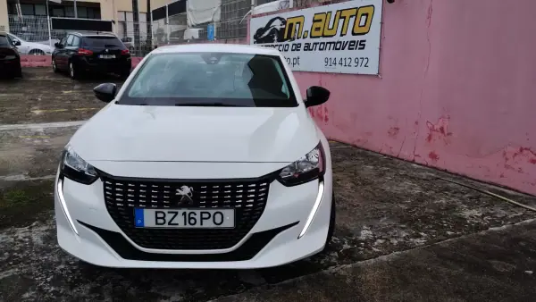 Peugeot 208 2022 - 13999 EUR, 47000 km - AUTO.MOTO.pt - 47000km - foto 3 de 37