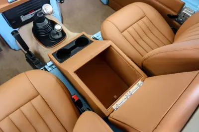 Land Rover Defender 2002 - 75000 EUR, 144875 km - AUTO.MOTO.pt - 144875km - foto 14 de 21