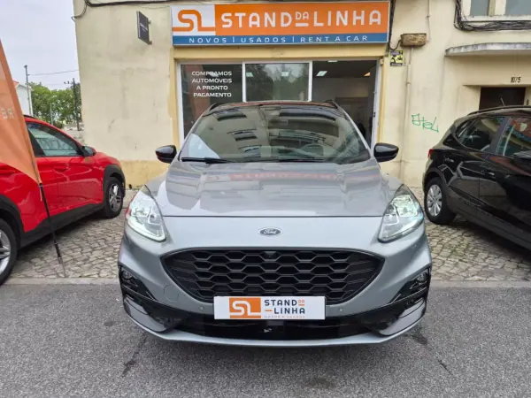 Ford Kuga 2023 - 21000 EUR, 56502 km - AUTO.MOTO.pt - 56502km - foto 8 de 34