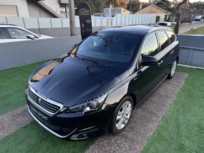 Peugeot 308 SW 2015 - 12900 EUR, 140000 km - AUTO.MOTO.pt - 140000km - foto 6 de 64