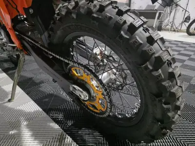 KTM SX 450 F 2024 - 12999 EUR, 0 km - AUTO.MOTO.pt - foto 11 de 14