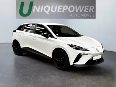 MG MG4 2023 - 18989 EUR, 24822 km - AUTO.MOTO.pt - 24822km - foto 3 de 17