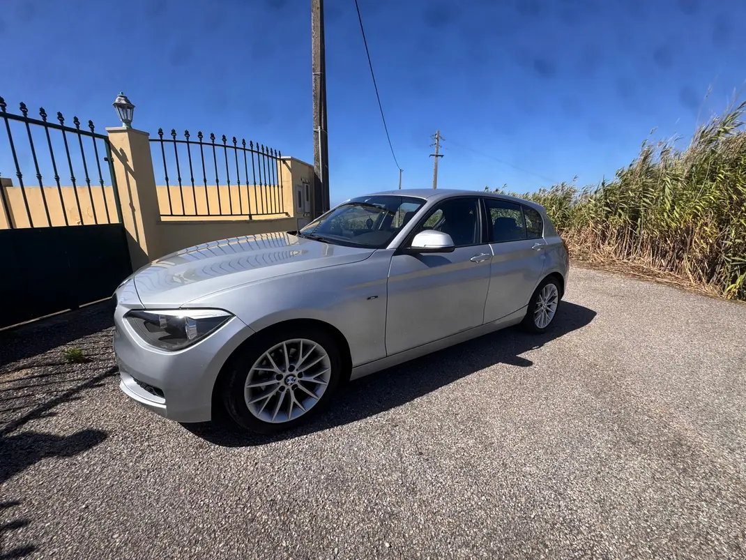 BMW 116 2013 - 9000 EUR, 210000 km - 210000km - foto 1 de 15