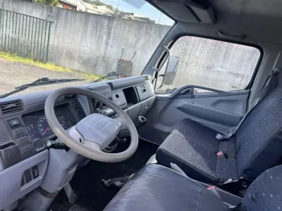 Mitsubishi Canter 3 C 15 2006 - 16500 EUR, 220000 km - AUTO.MOTO.pt - 220000km - foto 7 de 9