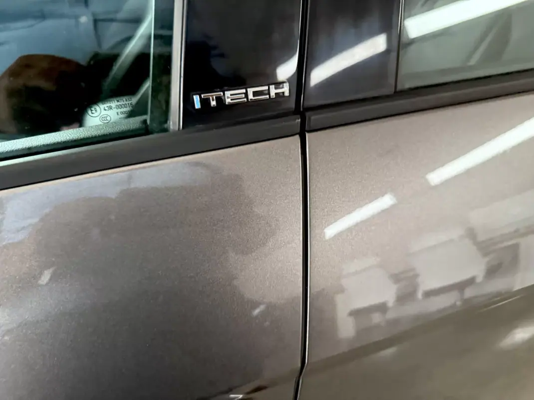 SEAT Leon 2015 - 14000 EUR, 181000 km - AUTO.MOTO.pt - 181000km - foto 32 de 92