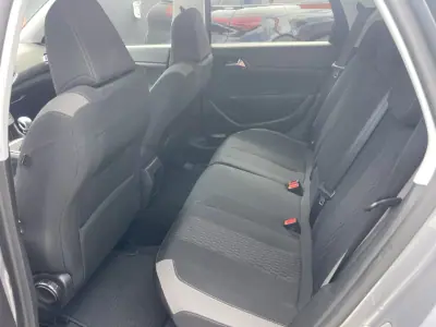 Peugeot 308 SW 2016 - 12950 EUR, 88908 km - AUTO.MOTO.pt - 88908km - foto 9 de 12