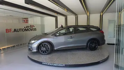 Honda Civic Tourer 2014 - 10750 EUR, 193536 km - AUTO.MOTO.pt - 193536km - foto 13 de 57