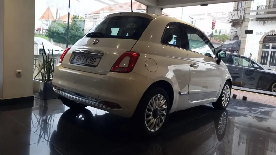 Fiat 500 2018 - 8500 EUR, 124535 km - AUTO.MOTO.pt - 124535km - foto 5 de 23