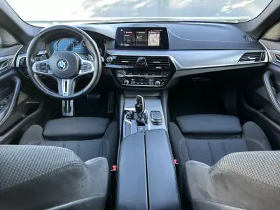 BMW M550d 2017 - 49900 EUR, 150000 km - AUTO.MOTO.pt - 150000km - foto 28 de 54