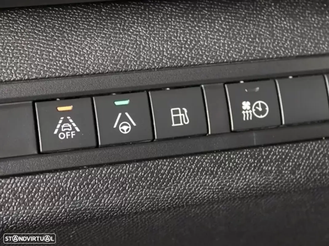 Peugeot 3008 2022 - 24750 EUR, 78089 km - AUTO.MOTO.pt - 78089km - foto 6 de 14