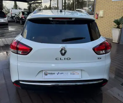 Renault Clio Sport Tourer 2016 - 8900 EUR, 219000 km - AUTO.MOTO.pt - 219000km - foto 3 de 7