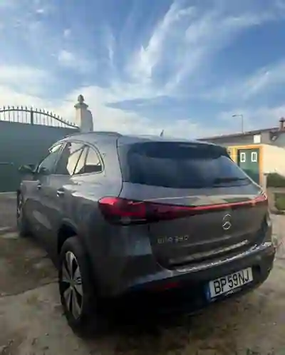 Mercedes-Benz EQA 2023 - 33000 EUR, 51000 km - 51000km - foto 5 de 13