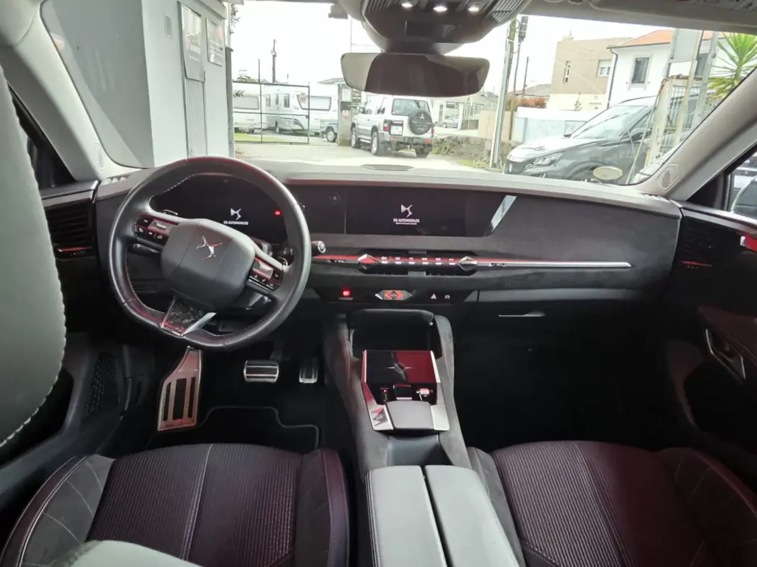 DS DS4 2022 - 22999 EUR, 150000 km - AUTO.MOTO.pt - 150000km - foto 10 de 15