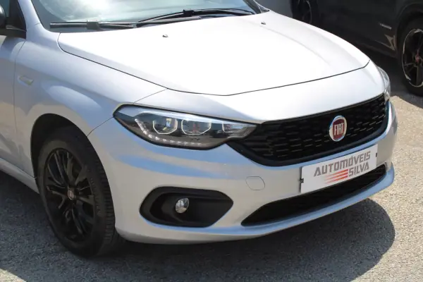 Fiat Tipo Station Wagon 2021 - 9990 EUR, 192500 km - AUTO.MOTO.pt - 192500km - foto 8 de 25