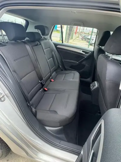 Volkswagen Golf 2016 - 18900 EUR, 98000 km - AUTO.MOTO.pt - 98000km - foto 26 de 27